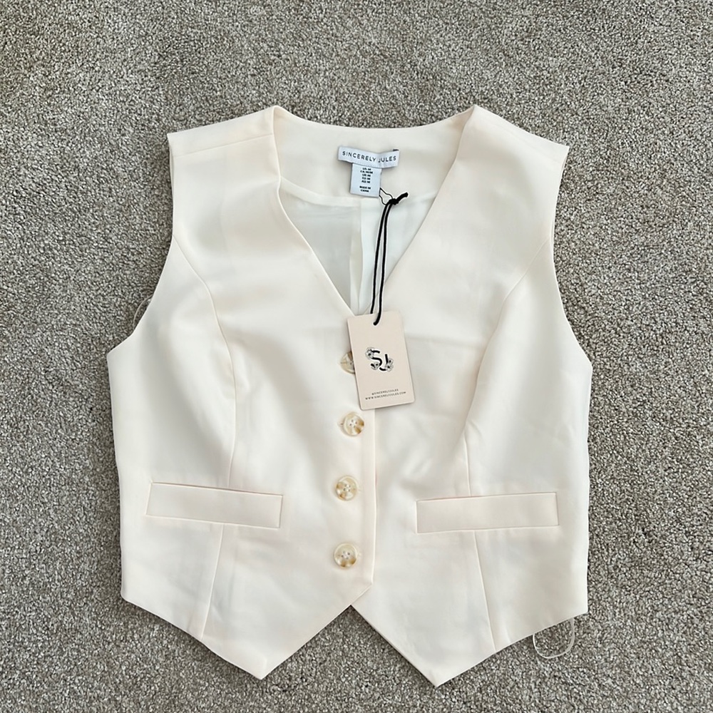 Sincerely Jules size medium